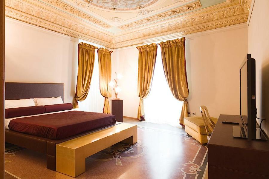 La Suprema Suite La Spezia Bagian luar foto