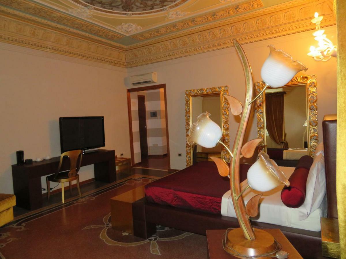 La Suprema Suite La Spezia Bagian luar foto